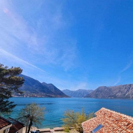 Lovely Apartment Jovan 3,With A View Of The Bay And Free Wi-Fi Kotor Exteriör bild